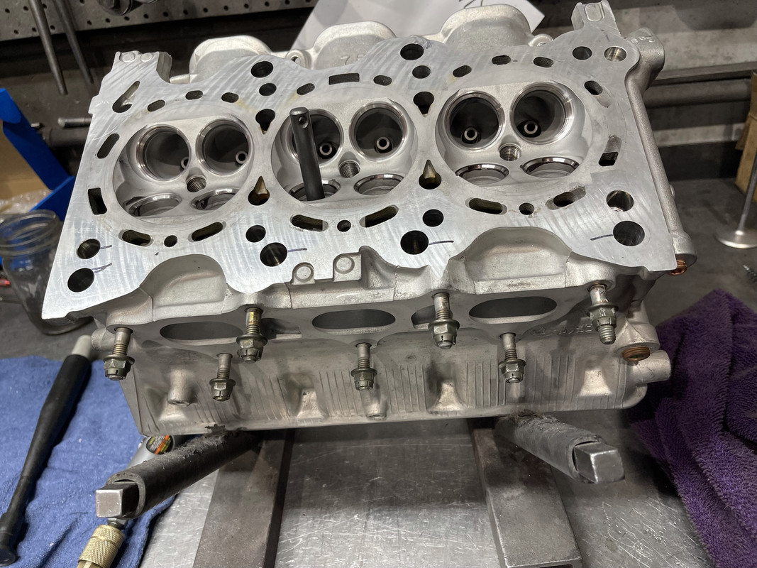 A4A068A8-5D34-4E4E-84A6-0D859A44A894