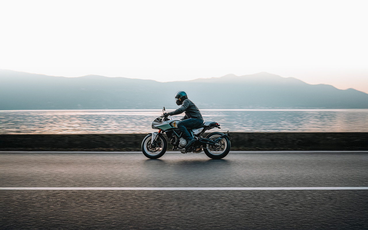 MY26 V24I design hero short 1600x1000 02