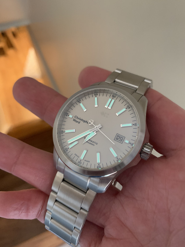 18E6E830-6972-4B8A-8391-A99351CC3F11