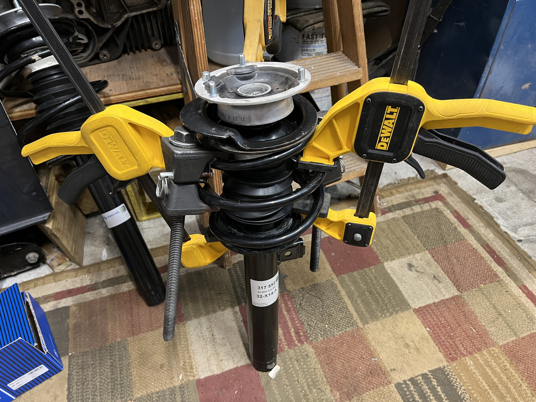 29ADD5BF-7828-443F-8786-1E9C8C52E6FB