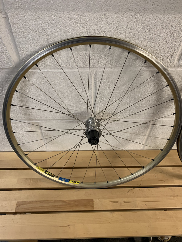 56A80A68-8B18-47AD-9C2E-54007248B5CD