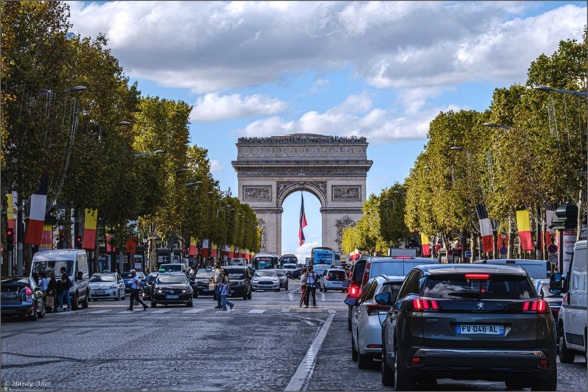 XT4J8872-Verbessert-RR 2024 Paris Oktober LR ERWZ FB