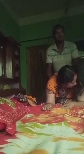 [Image: Desi-Bhabi-fucking-back-MP4-snapshot-01-24-000.jpg]