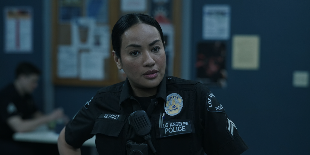 Bosch.Legacy.S03E06.Broken.Order.2160p.10bit.AMZN.WEB-DL.DDP5.1.HEVC-Vyndros.mkv_snapshot_08.06_[202