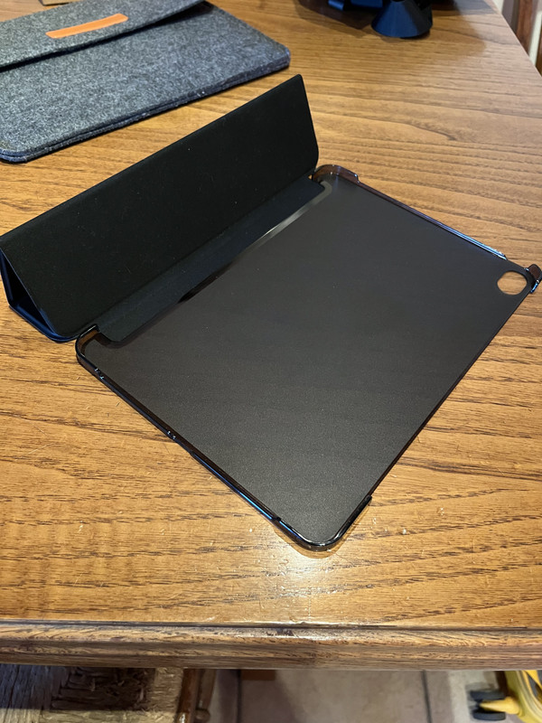 44F00255-F13E-4B76-8106-5DAC6FA74DC8