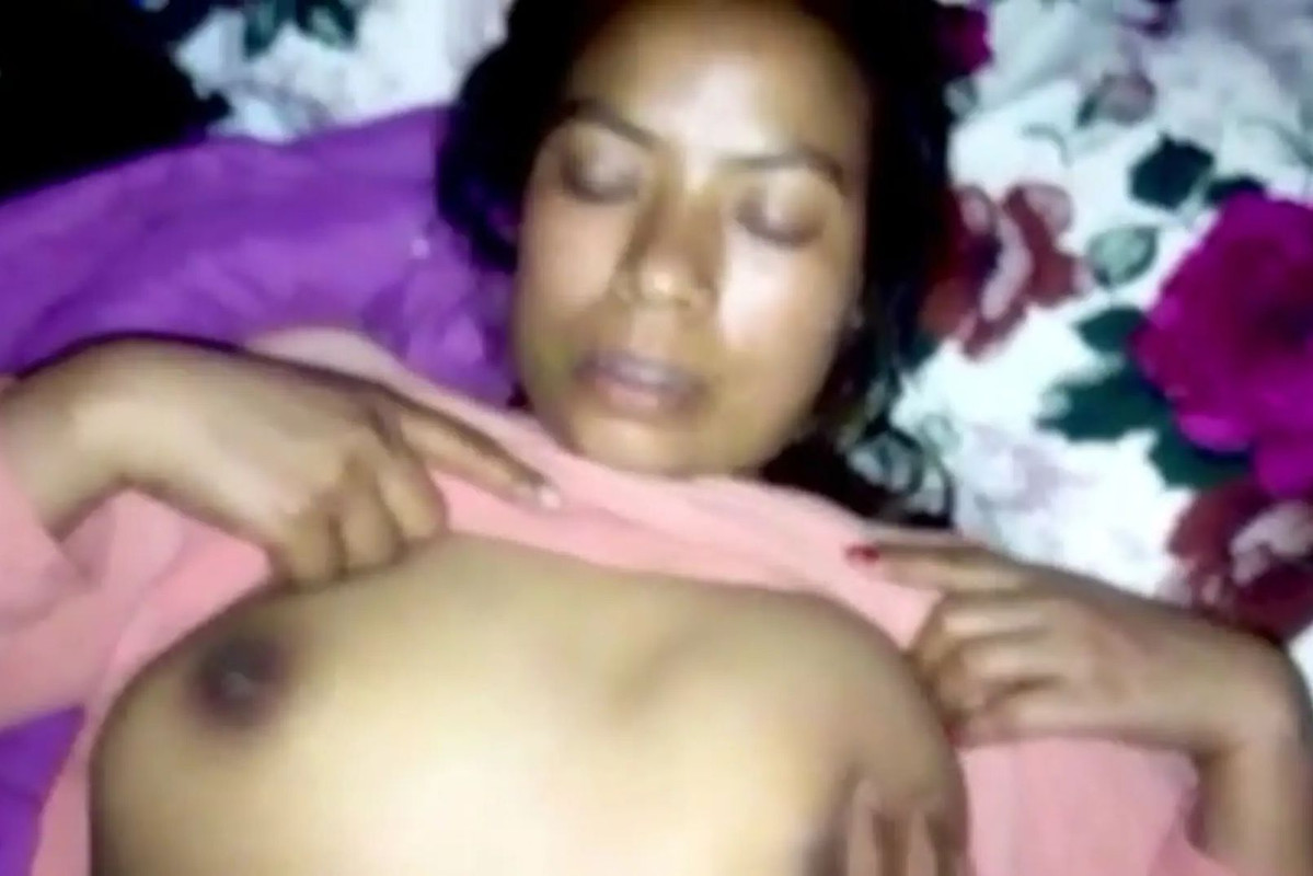 Desi boy during fucked pressing hardly boobs her girlfriend