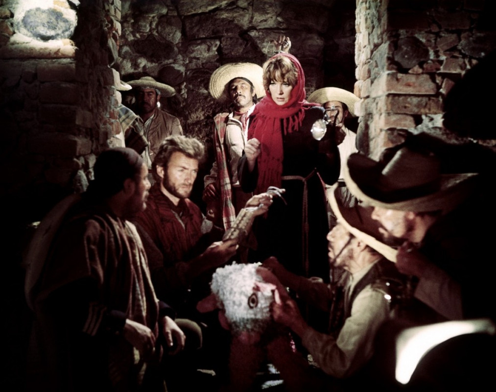 Shirley_MacLaine_c49