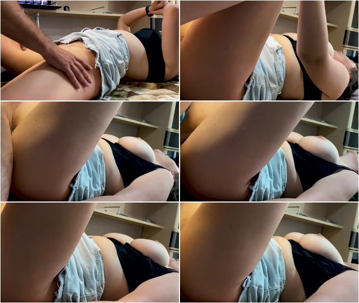 Hidden-Sex-Fucking-Big-Boobs-Girl-on-Massage-Table-3.jpg