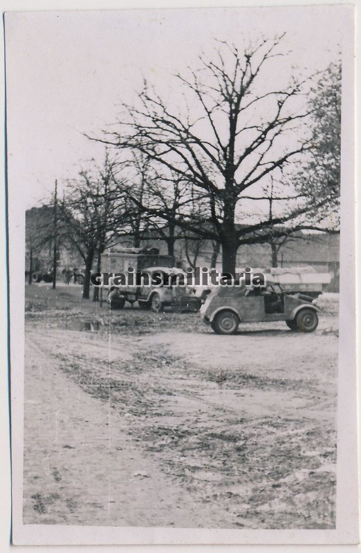 Orig. Foto Volkswagen Kübelwagen Typ 82 und Lkw 