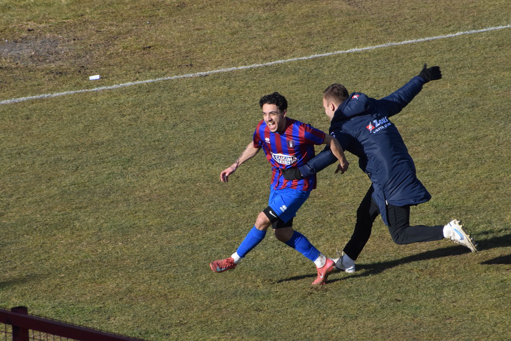 55060248094 198f5590fd b