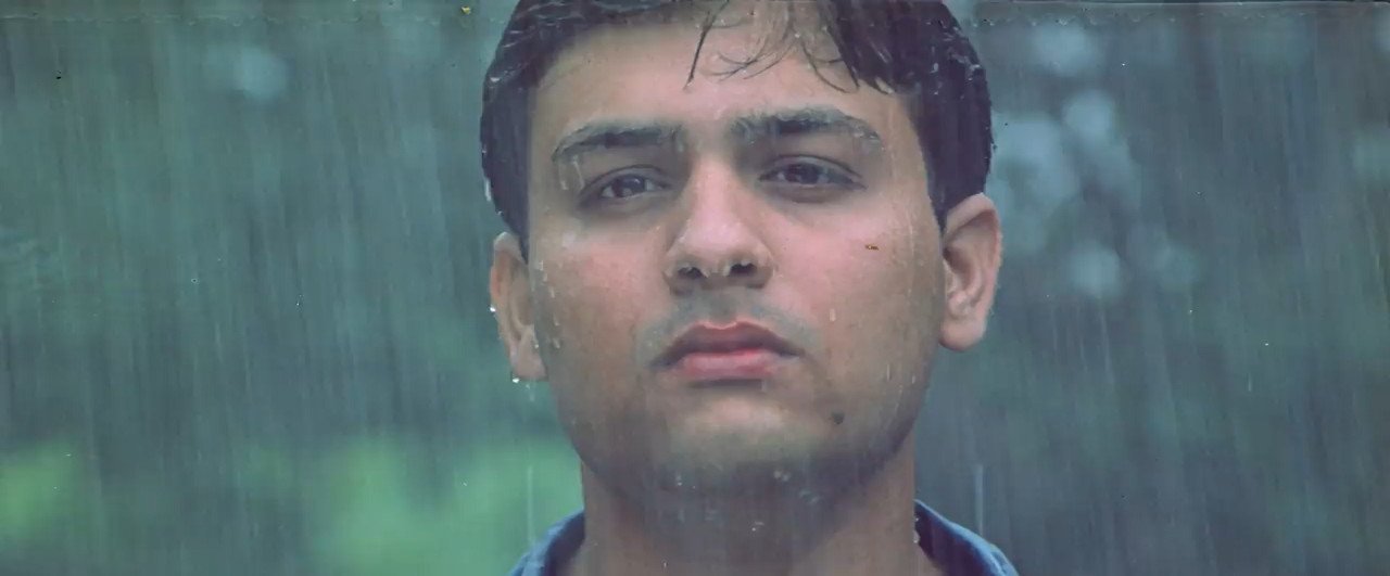 Kadhalar Dhinam 1999 Remastered WebRip [Tamil] 480p 720p ESub Screenshot