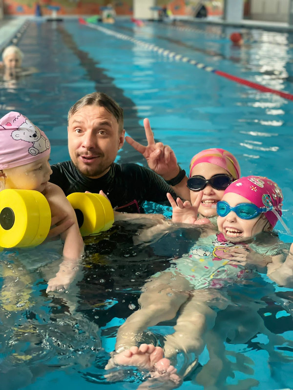 1E4D2B74-9FAD-4AE1-AFBF-EA9A40491114