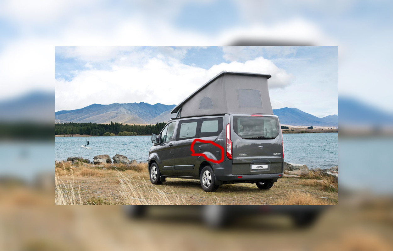 https://i.postimg.cc/C1cDfX1w/1077-Ford-Transit-Custom-Cap-Coast-1011.jpg