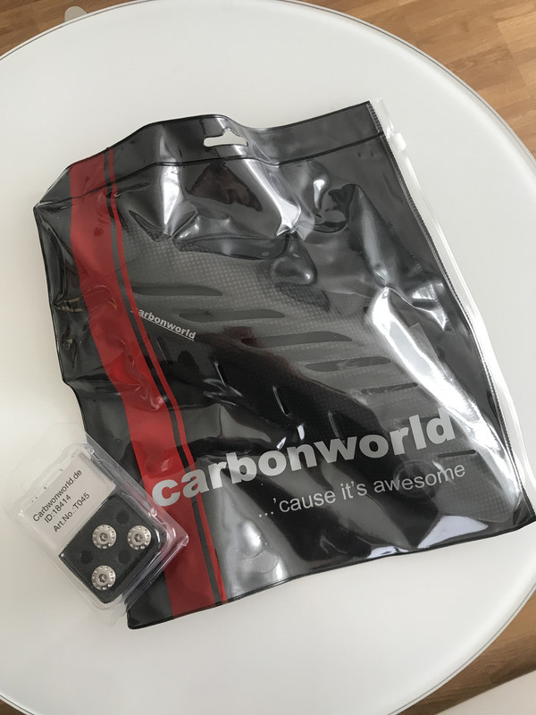 F998A3B6-0506-4B95-852A-83D5371E0068