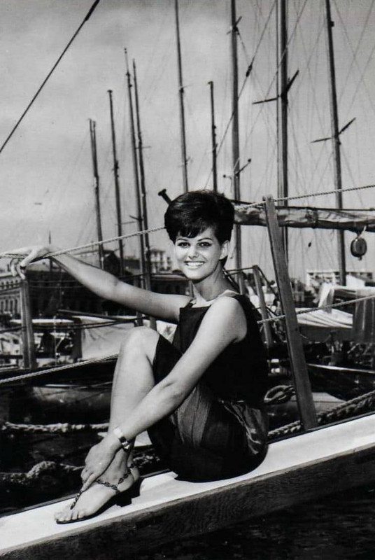 claudia_cardinale_md27