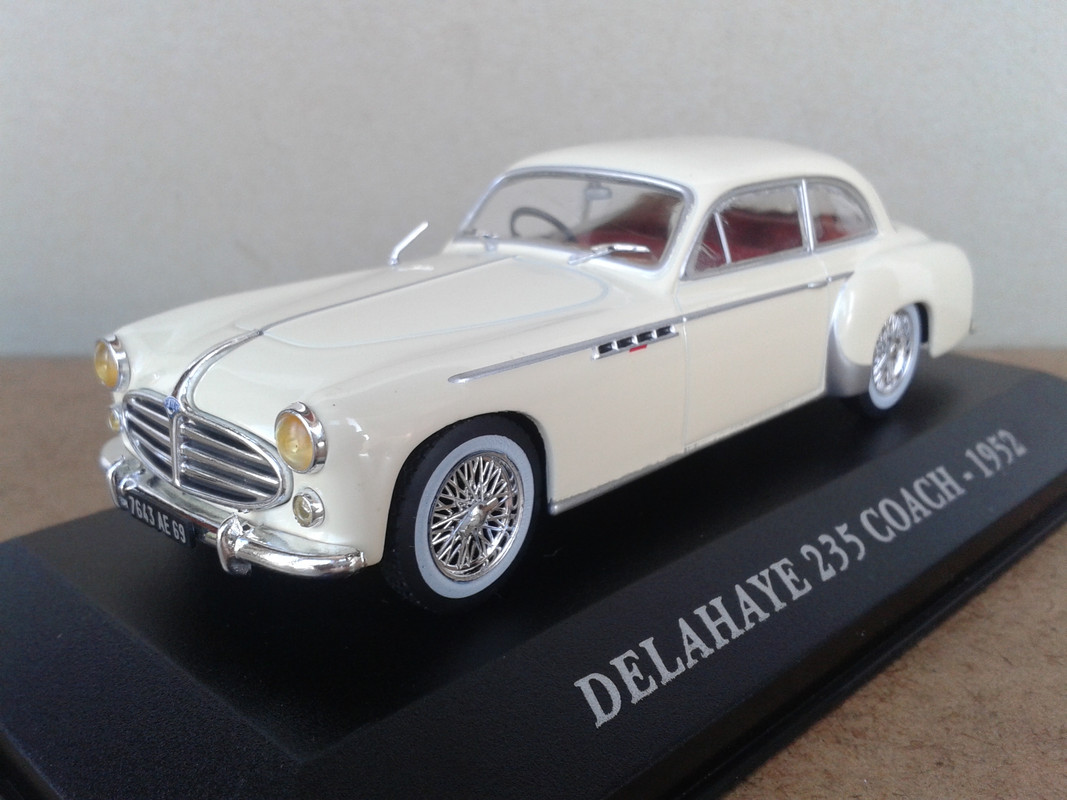 1952 Delahaye 235 Coach (Ixo-Altaya) (2)