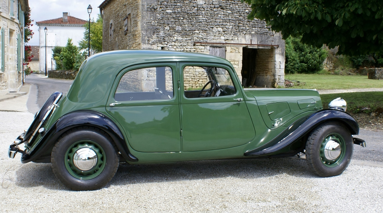 7 C 37 verte et noire CW-PF André 4