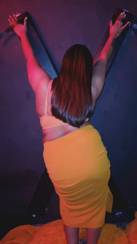 Oasi Das - Orange Saree Nude Tease.mp4.0013