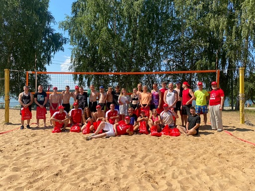 В Конаково прошли соревнования по пляжному волейболу на призы КПРФ