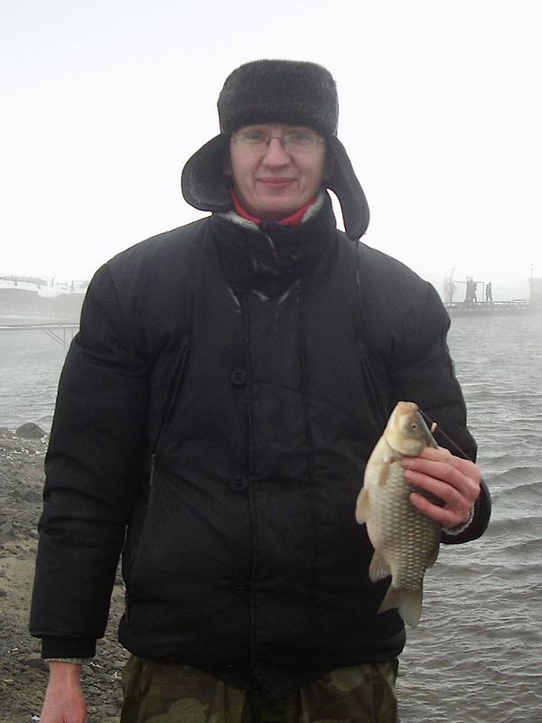 Андрей с карасём