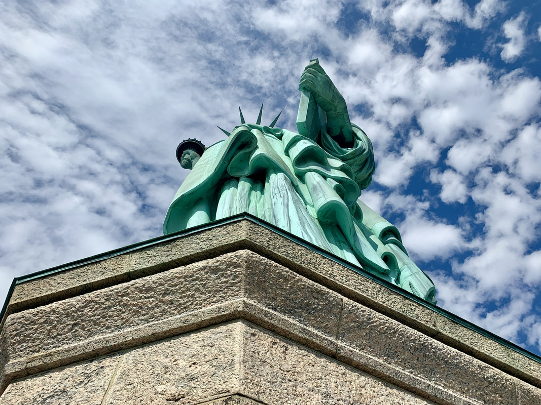 425162D9-4ABE-4C92-BAFF-F217E9964C10