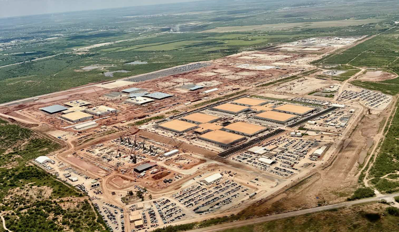 OpenAI planea gastar 1 BILLÓN de dólares aunque «solo» gana 13 Mil Millones