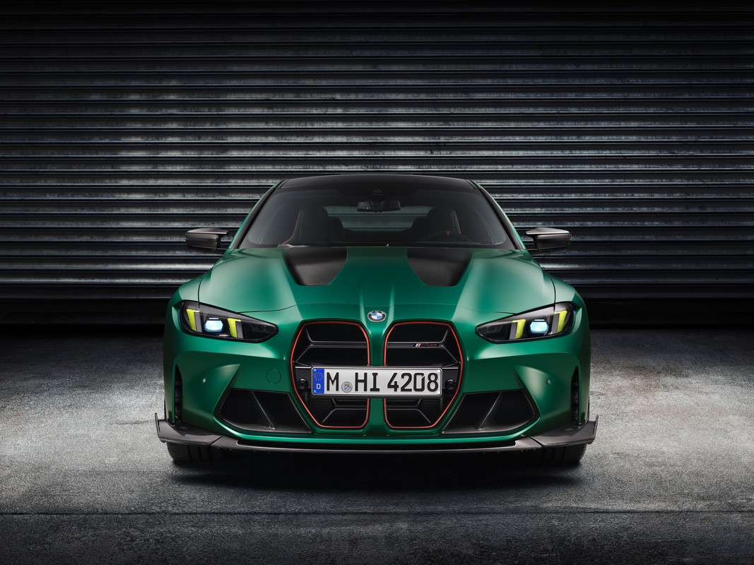 P90548653_highRes_the-all-new-bmw-m4-c