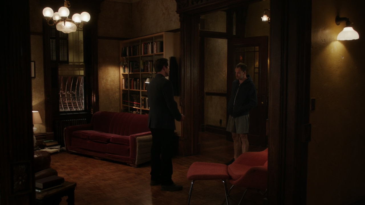 Elementary (2012) - S06E05 - Bits and Pieces (1080p AMZN WEB-DL 
