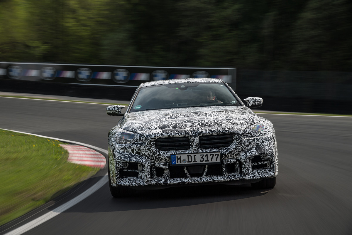 P90467924_highRes_the-all-new-bmw-m2-u