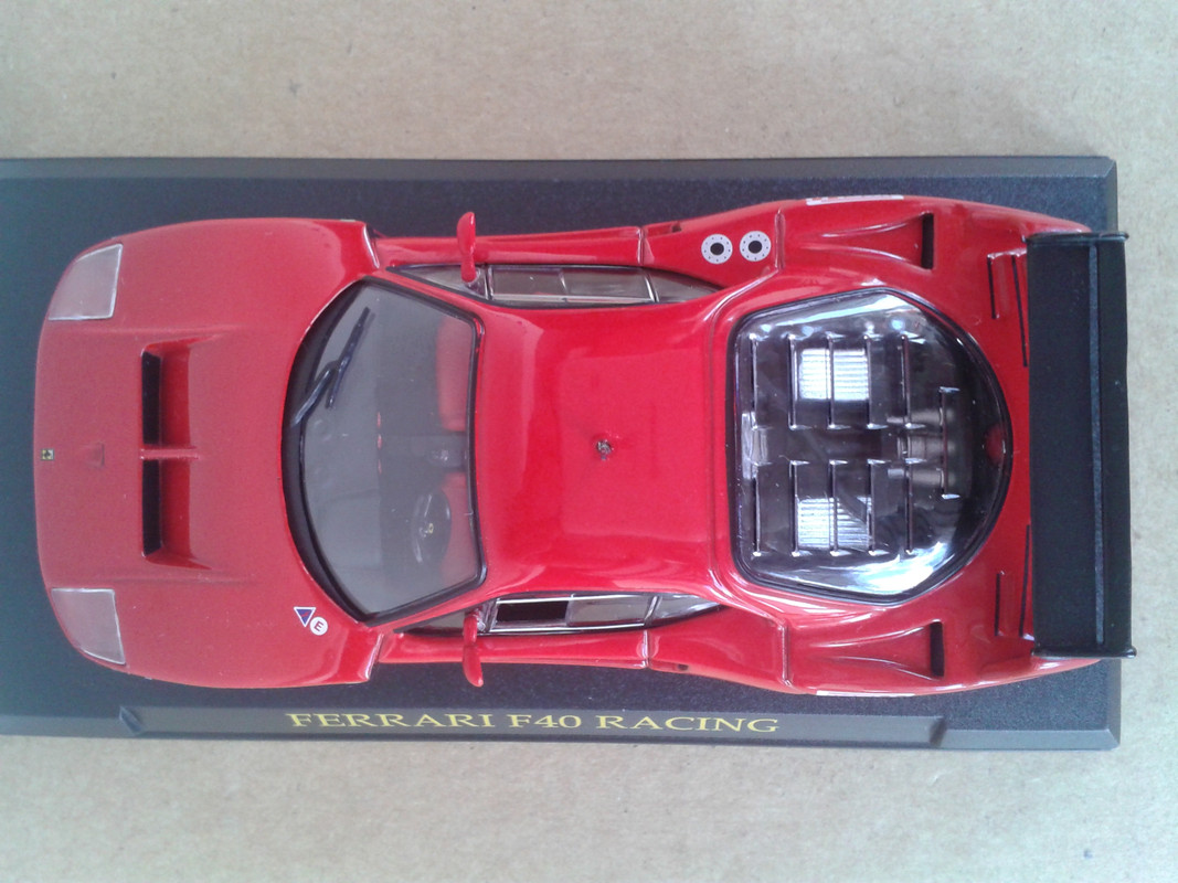 1989 Ferrari F40 Racing (Ixo - nº 39 Ferrari RBA) (11)