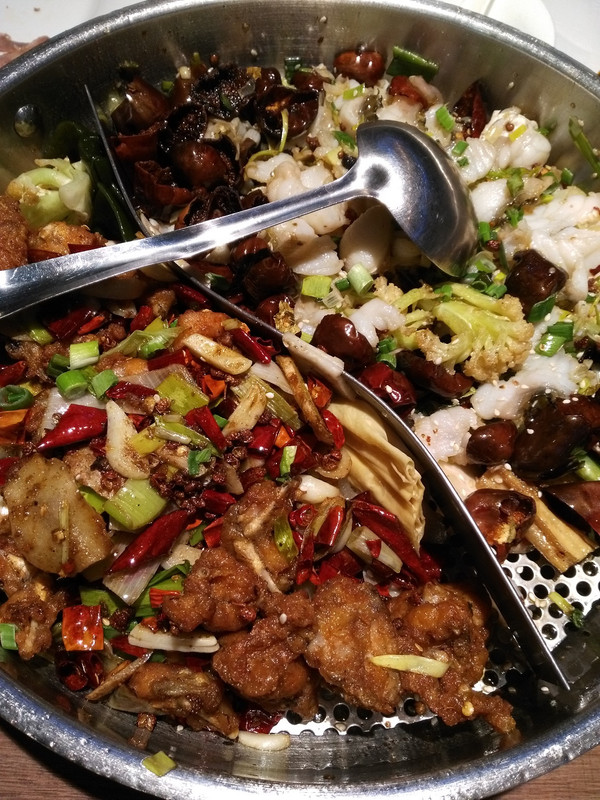 Spicy frog and fish
