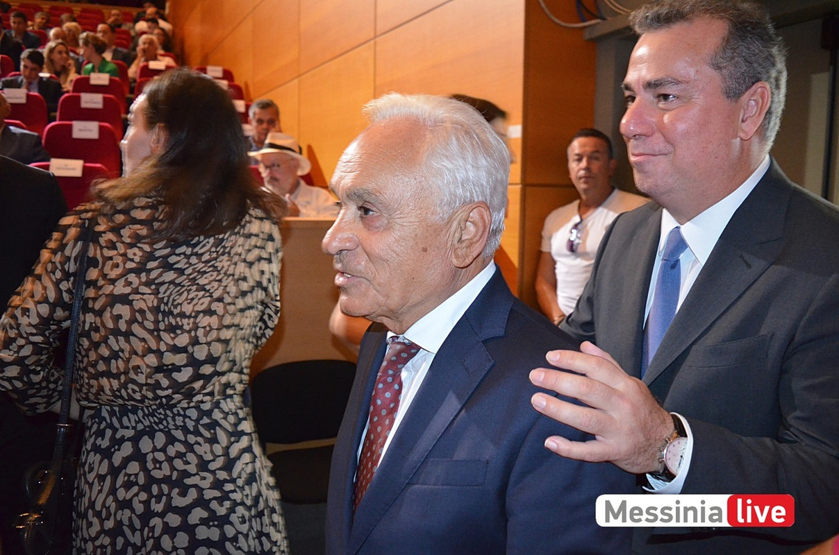 θεμελης με αχιλλεα