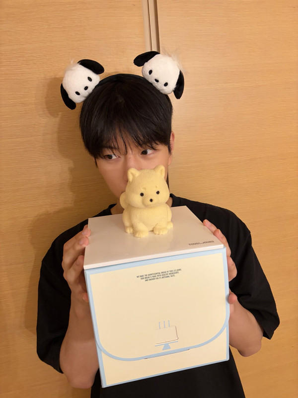 hyunehans-2102043506646941899-02.jpg
