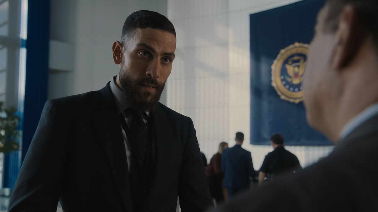 FBI.S05E04.Victim.1080p.10bit.AMZN.WEB-DL.DDP5.1.HEVC-Vyndros.mkv_snapshot_15.02_[2023.05.29_04.37.3