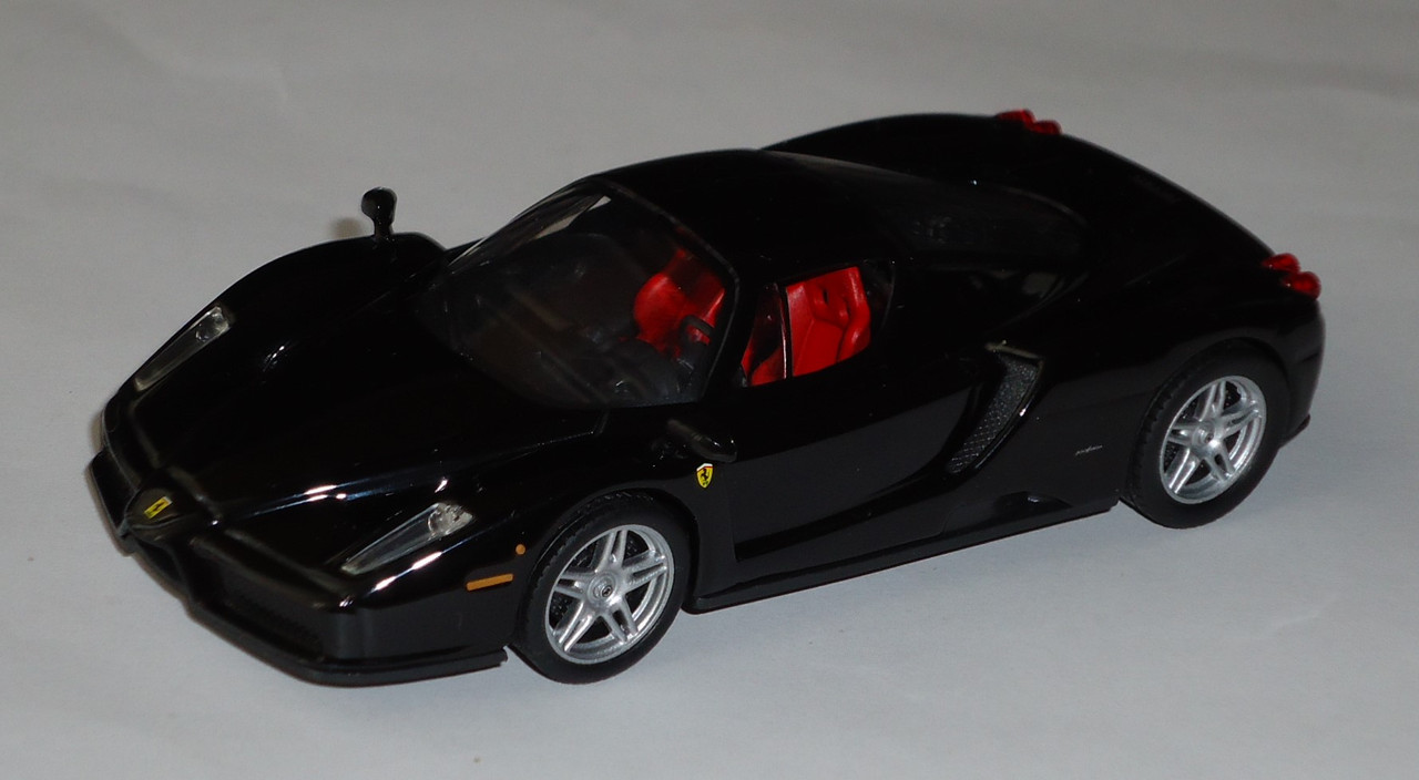 Ferrari-Enzo1