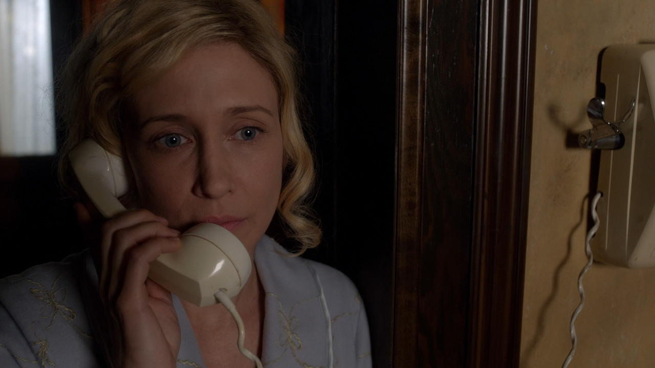 Bates Motel (2013) - S03E01 - A Death in the Family (1080p BluRa