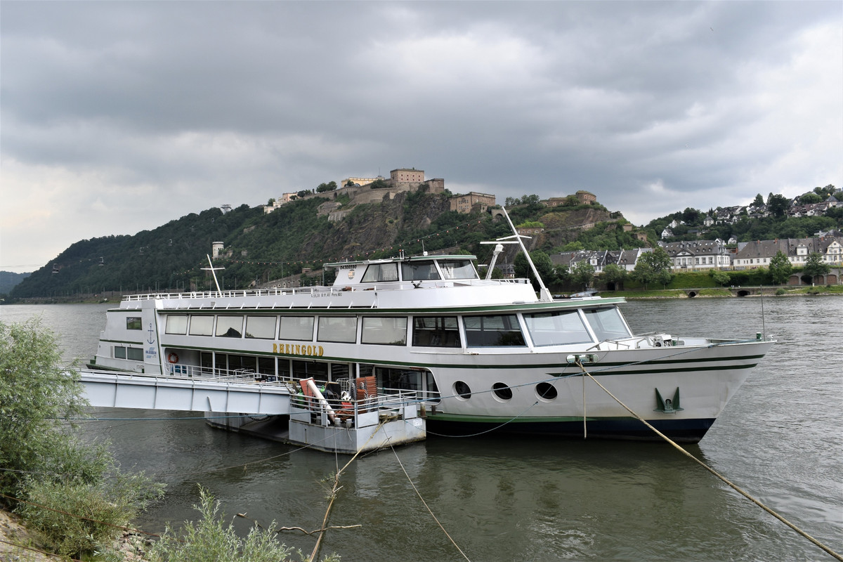 2022.06.27b8 Schiff Rheingold (1940x1293)
