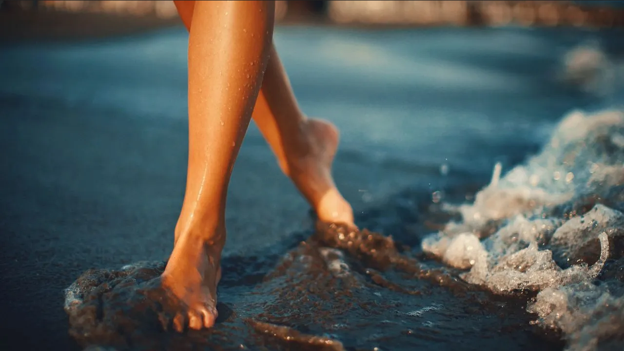 Evita estos colores llamativos en las uñas de tus pies