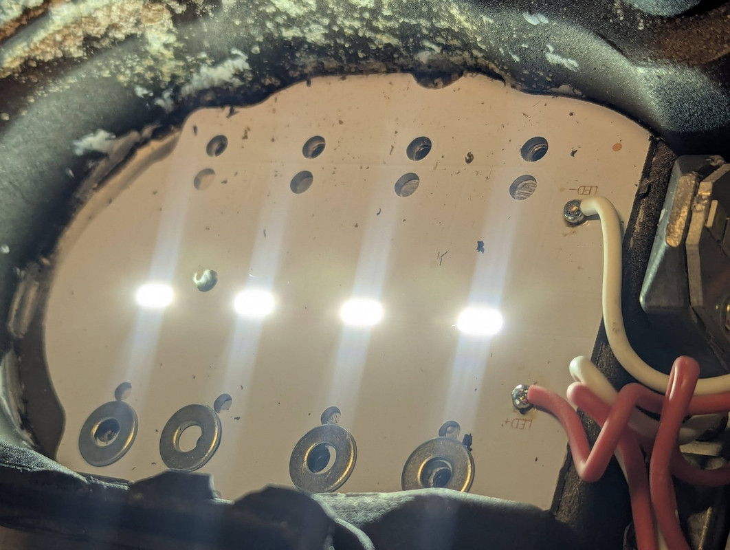 PXL_20251001_180739509