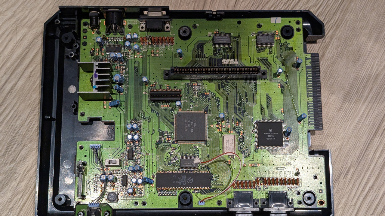 PXL 20251122 161143567