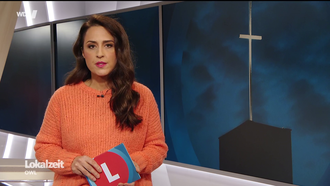 Nina Moghaddam WDR Lokalzeit OWL 11 03 2026 122X Caps 36