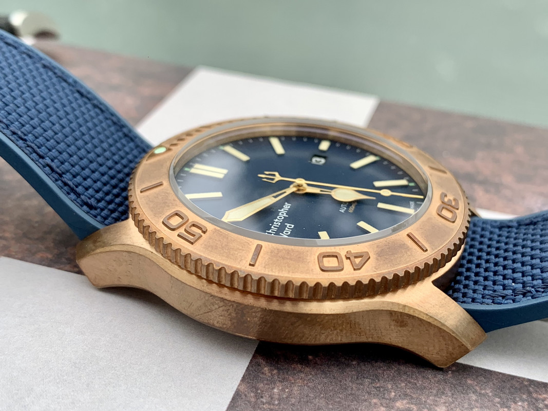 DB565F47-4865-465E-A4D1-272C38597563