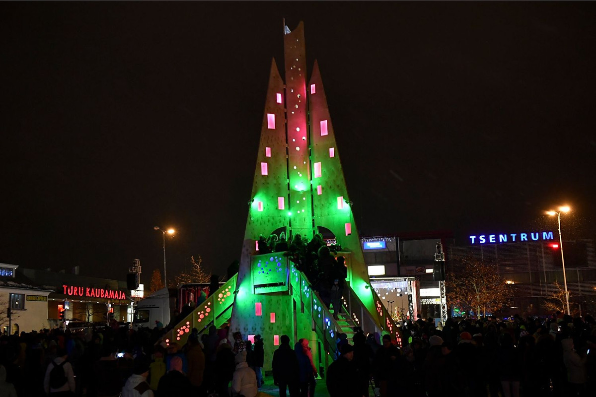 DB36F094-101A-4F2A-9522-922235CEFDC1