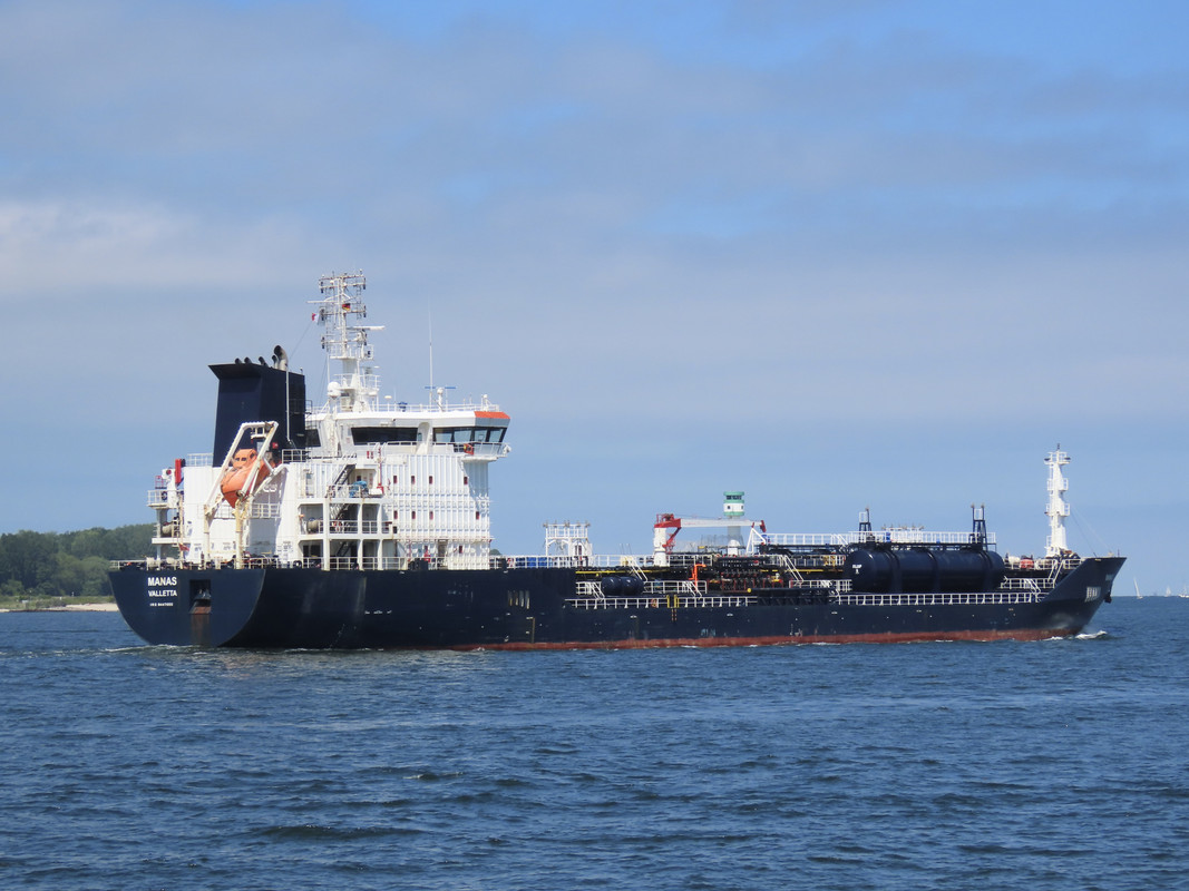 8F6529F7-F6A9-4BAE-B562-ADDADEE68447