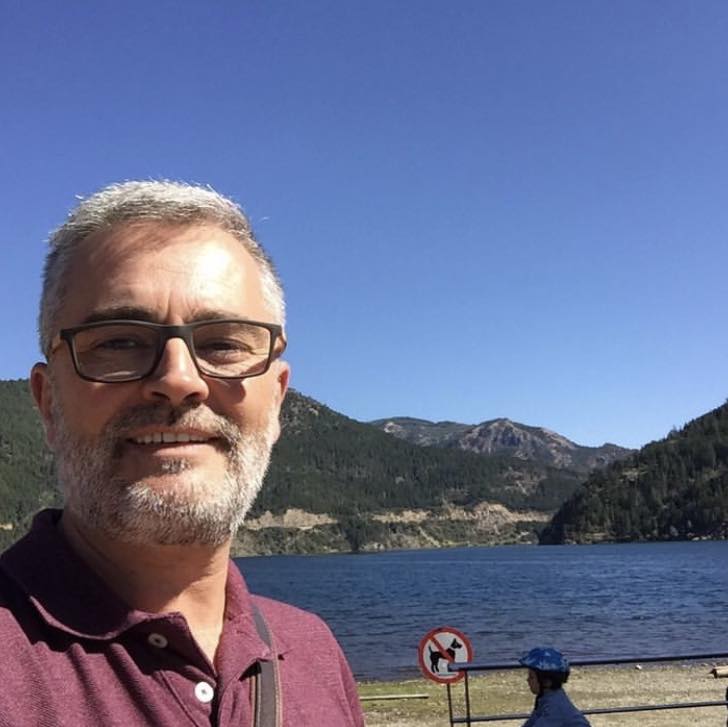 A4D5D7DC-7F97-44E2-B288-597A57B06E36