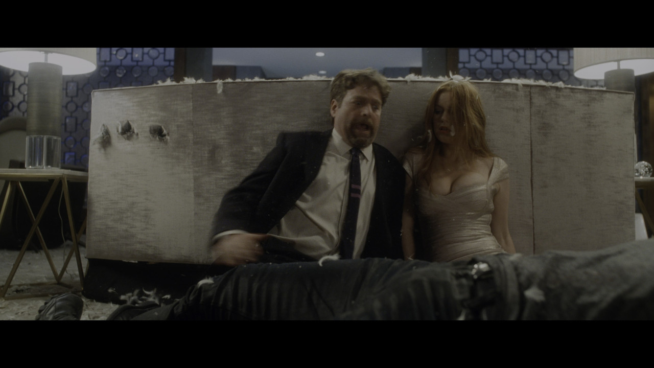 isla-fisher-keeping-up-with-the-joneses-4k-caps-45