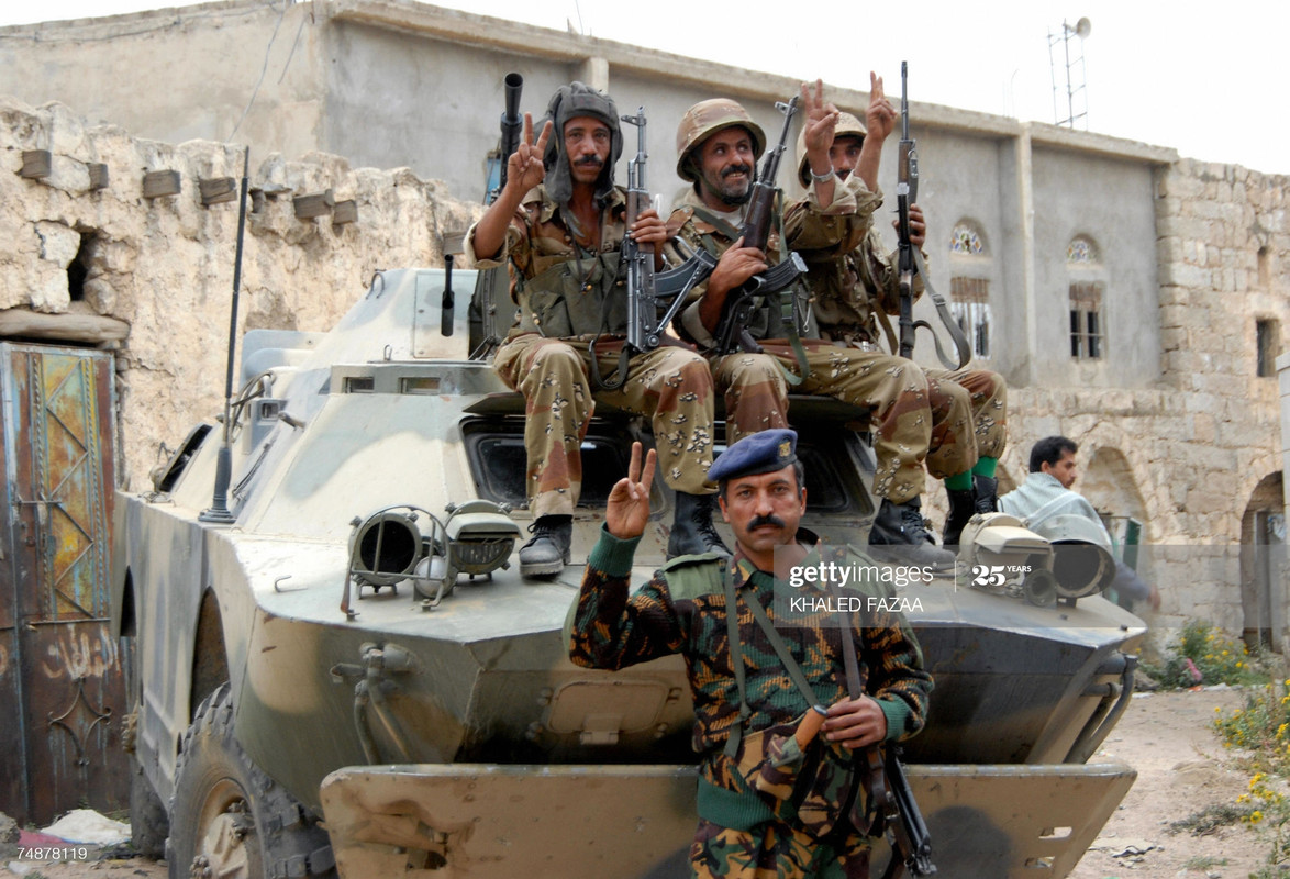Jemeni-katon-k-a-h-szik-ellen-2007.jpg