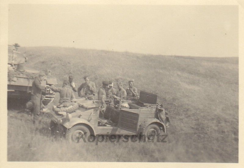 VW Kübelwagen am Panzer Mittagspause Orel Ostfro