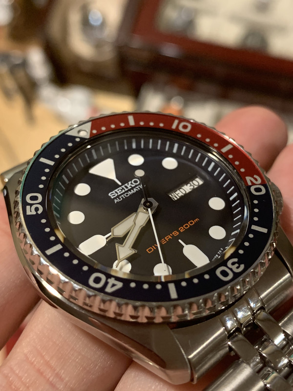 4AF42C53-C2ED-4ECA-B712-61757EB5987F