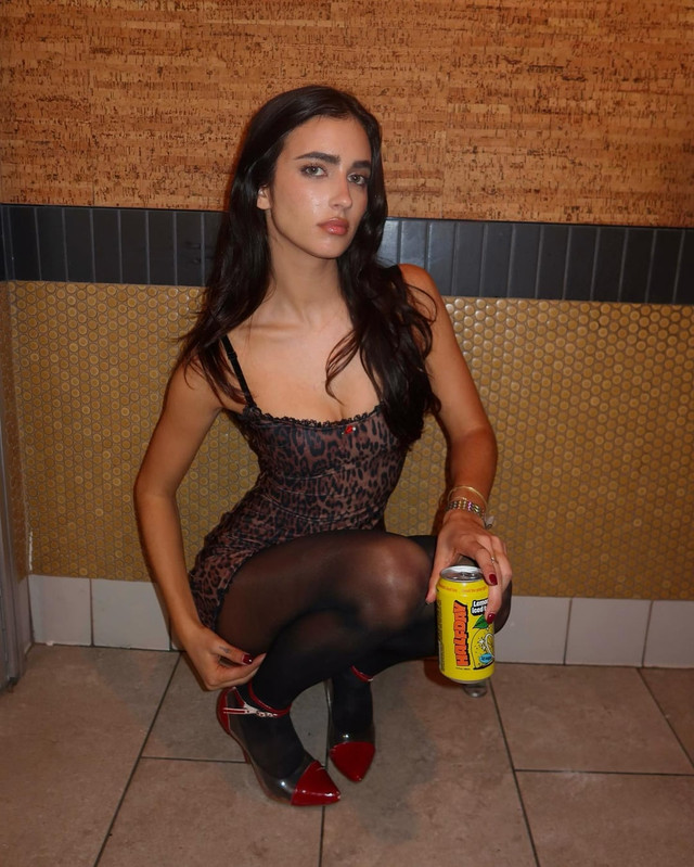 [Εικόνα: calm-before-the-coachella-storm-elisha-v...toxtc1.jpg]